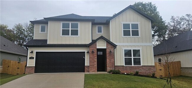 Building Photo - Nice New Construction Home in E Springdale