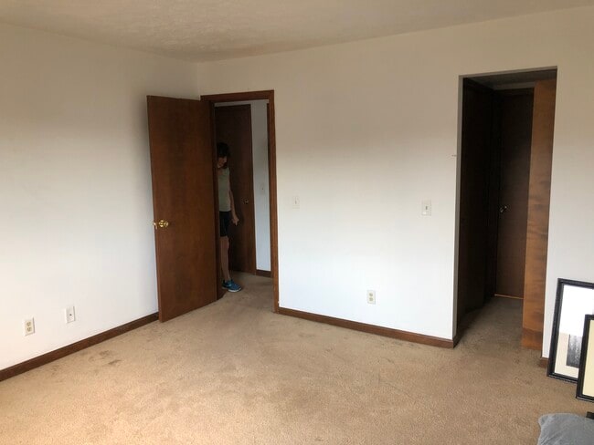 Photo - 112 N Orr Dr Unit #11