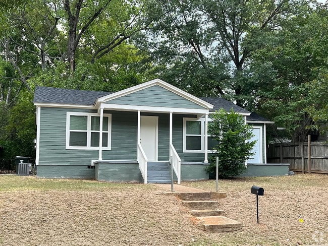 Building Photo - 716 E Camp St Rental
