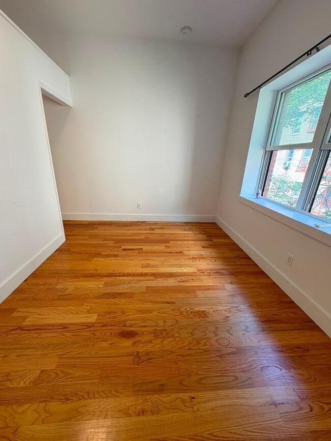 Photo - 155 Elliott Ave Unit 301