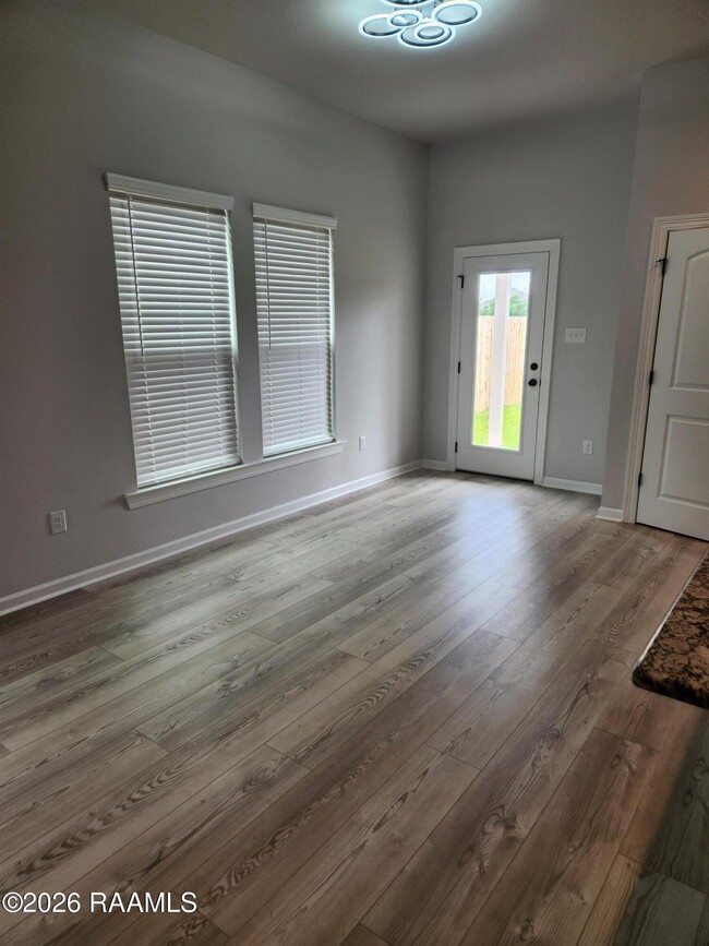 Photo - 221 Wakely Ct