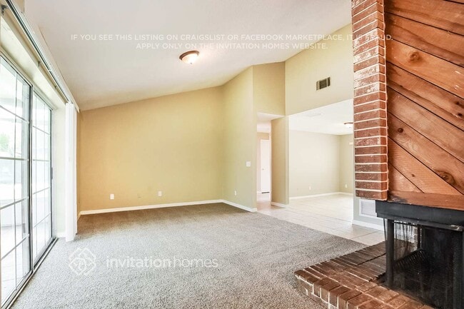 Photo - 930 Waverly Dr