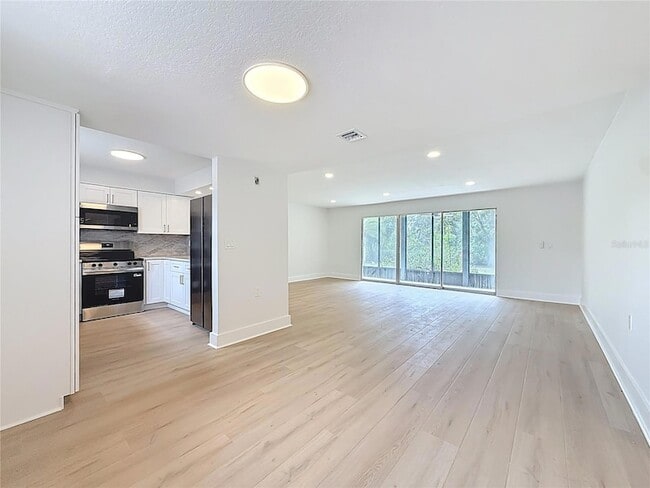 Photo - 200 Country Club Dr Unit 1301