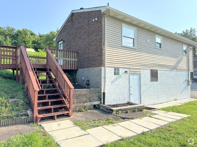 Building Photo - 6349 Leechburg Rd Rental