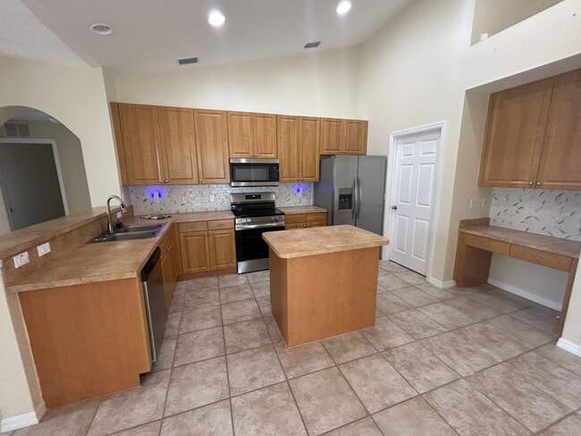 Photo - Gorgeous 4/2 wont last long