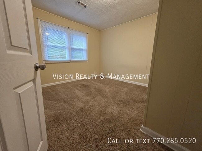 Photo - 219 Barrett Rd