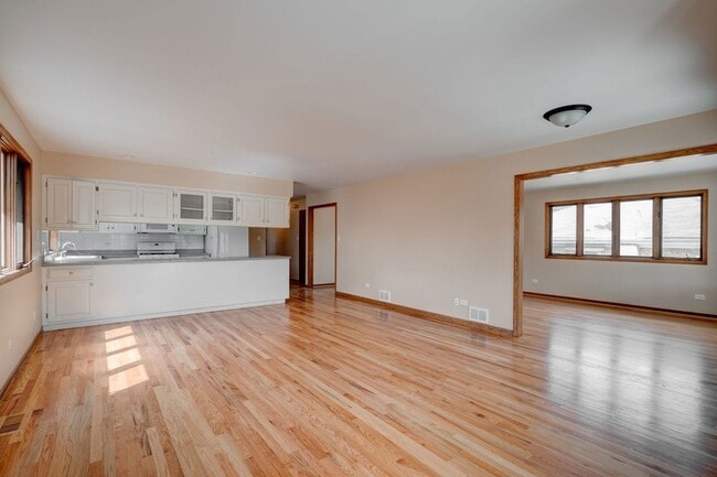 Photo - 2524 N Grove St