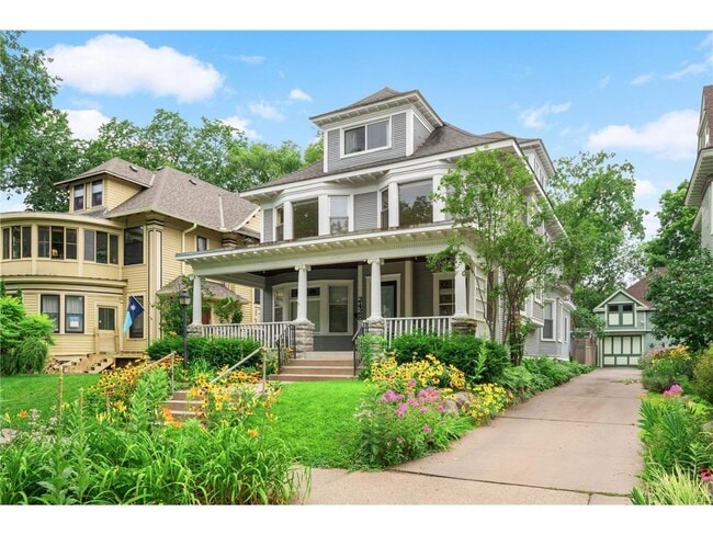 Photo - 2428 Colfax Ave South