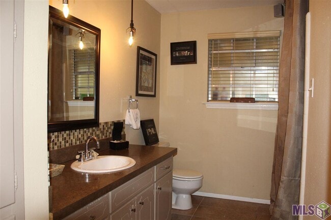 Photo - 12339 Armstrong Dr