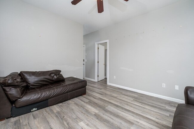 17 O St Unit 2