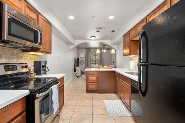 Photo - Reserve on Sabine Apartments Unit 203