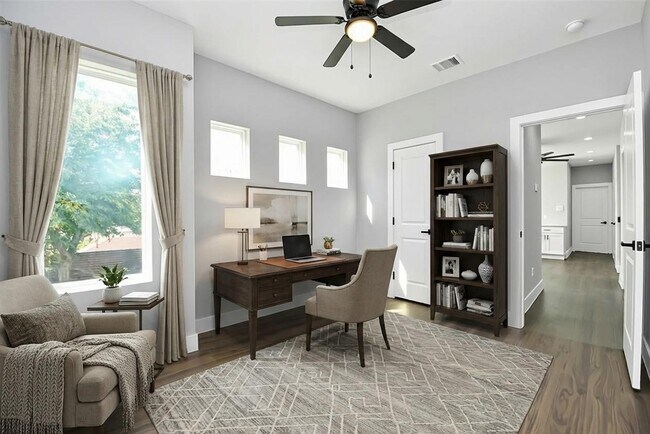 Photo - 4215 Rogers St