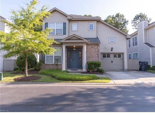 Photo - 430 Blue Beech Way