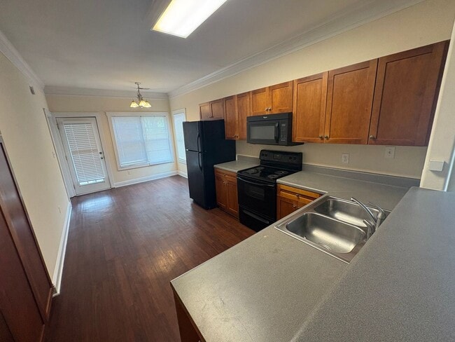 Photo - PRE-LEASING FOR AUGUST 2026!