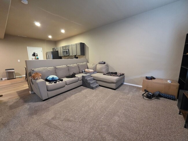 Photo - Beautiful 3 Bed 3 Bath Townhome!!