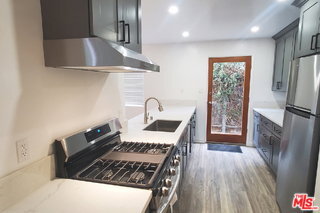 Photo - 1603 Oakwood Ave