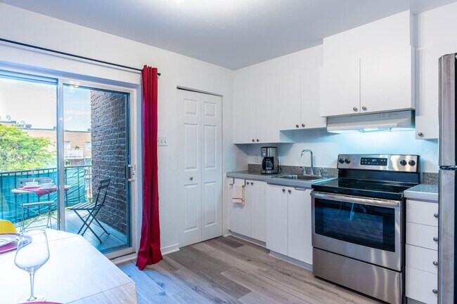 Photo - 1857 Rue Saint-Germain Unit ID1061573P