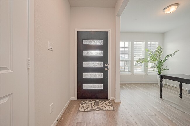 Photo - 7819 Wyndham Hbr Ct