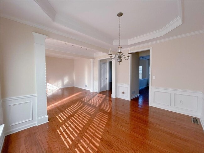 Photo - 810 Courageous Ct