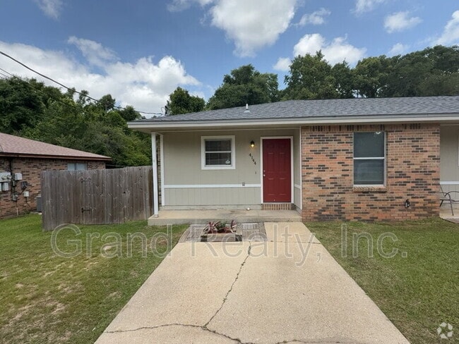 Building Photo - 4144 Charles Cir Rental