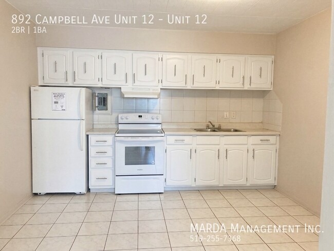 Photo - SPACIOUS 2 BED/1 BATH APT ON CAMPBELL + HYDRO Unité 12