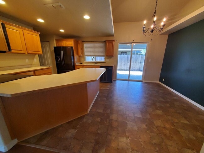 Photo - 3 bed 2 bath Single Family Home for Rent in SW Grants Pass