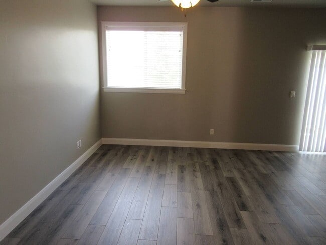 Photo - ** Move-in Discount** Newer Town home living in the heart of Cedar City!