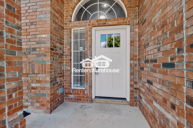 Photo - 619 Ridgemont Dr