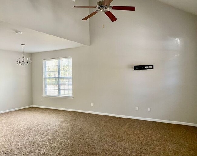 Photo - 1bd/1bath with a great loft in a perfect area!