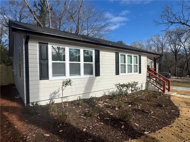 Photo - 1226 Beechview Dr SE