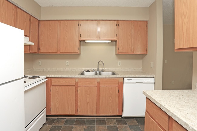 Photo - LakeVillage Apartments