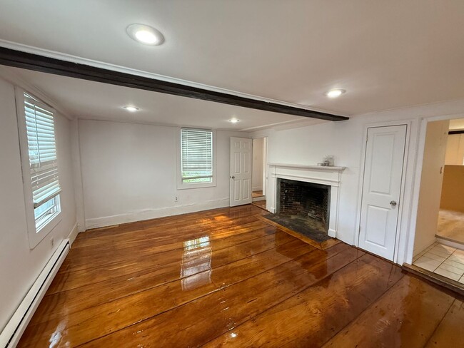 171R Pleasant St - 171R Pleasant St Apartamento Unidad 171R Pleasant #1