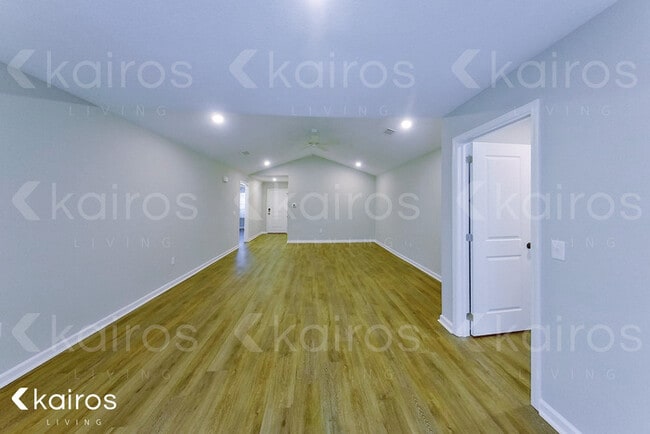 Photo - 148 Cottage Grove Rd