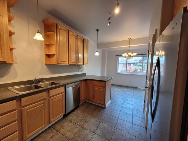 Photo - 4738 Grumman St