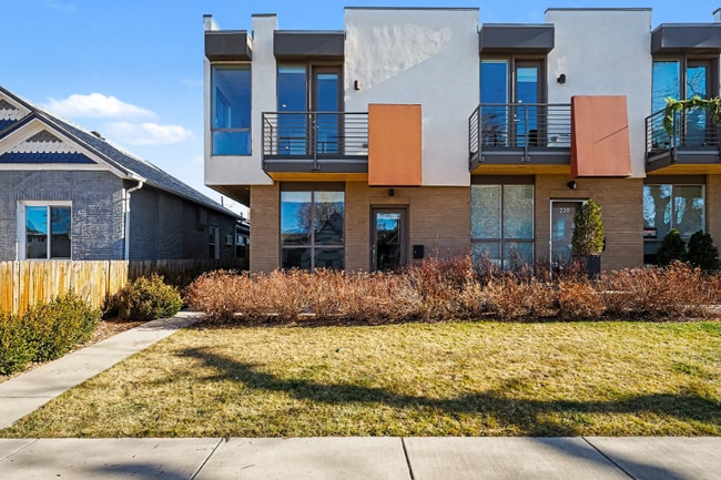 Building Photo - 232 Inca St