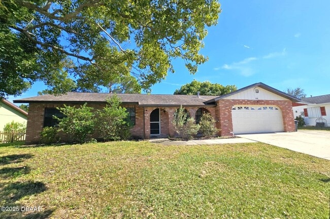 Building Photo - 1668 E Shangri-La Dr