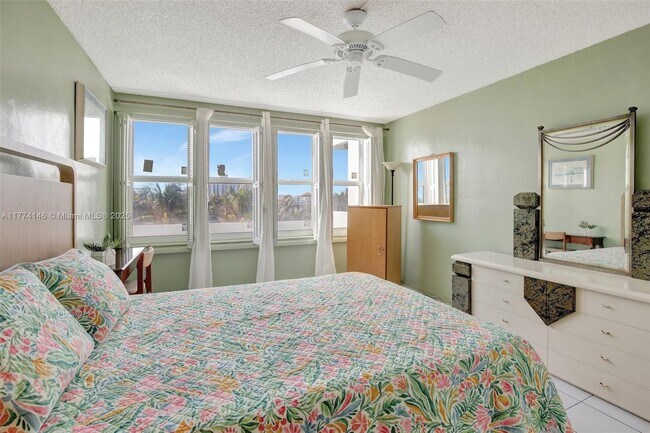 Photo - 3111 N Ocean Dr Unit 308