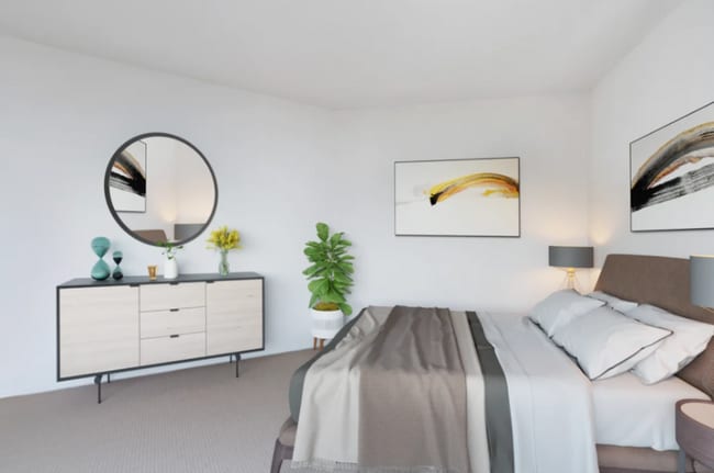 Photo - 755 N Dearborn St