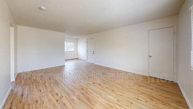 Photo - 1710 Bruce St