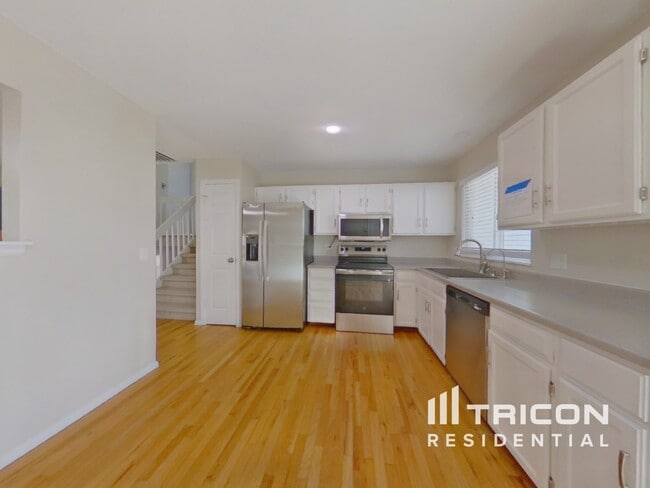 Photo - 10025 Alcott St