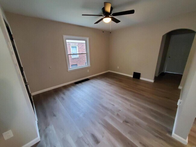 Photo - 2634 Benton St