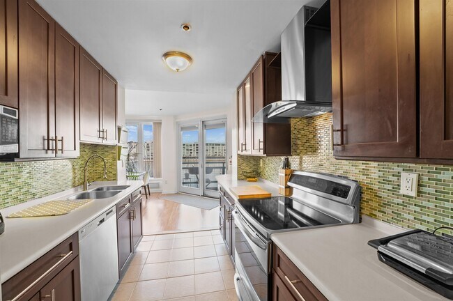 Photo - 600 Harbor Blvd Unit 815