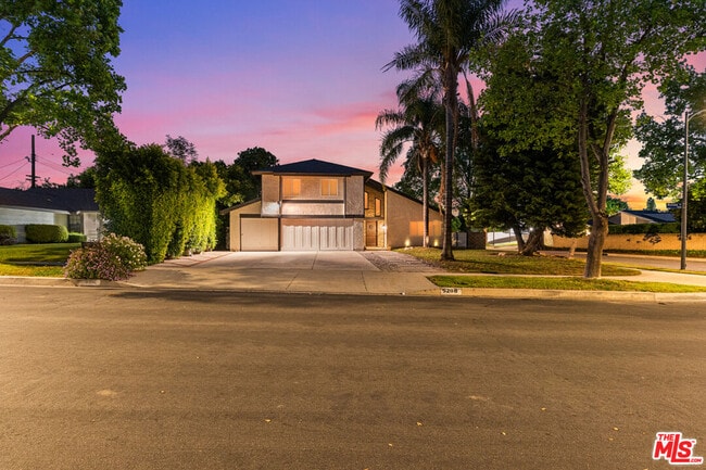 Photo - 9200 Wystone Ave
