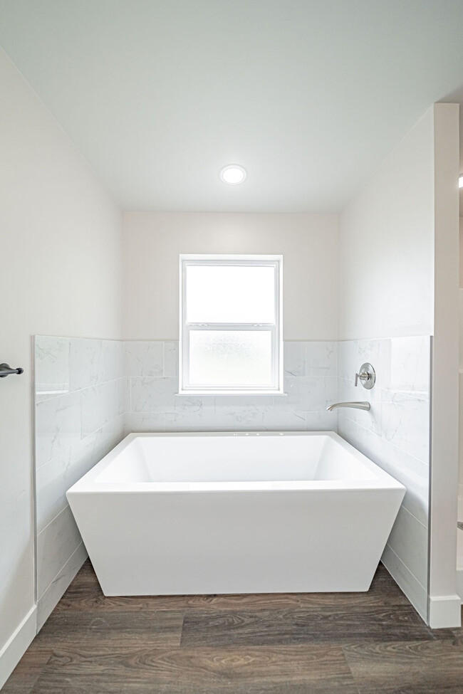 Photo - 1382 Pinecrest Trl