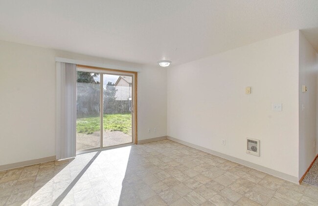 Photo - 3bd 2ba Single Level Home in Mountain View...