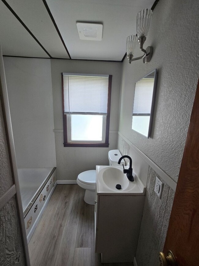 Photo - Updated 2 Bedroom Ranch