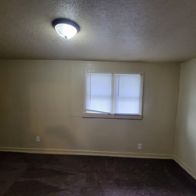 Photo - Northwest side 3 bedroom