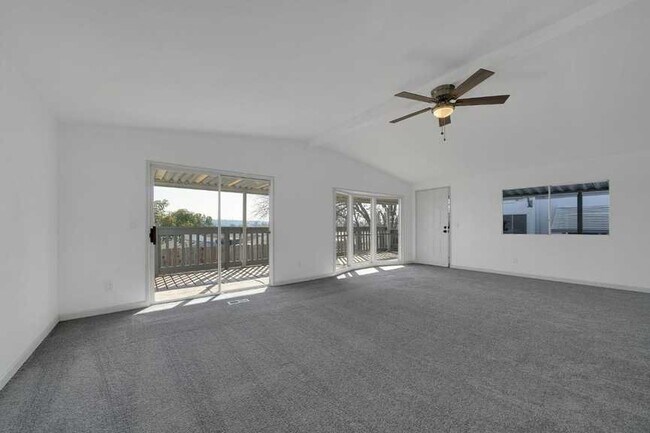 Photo - 5604 Heritage Dr