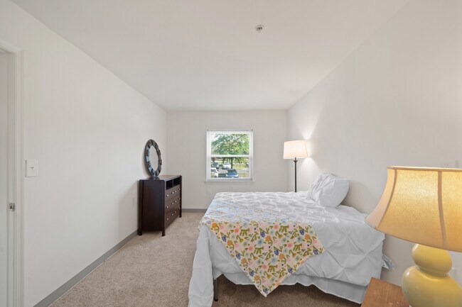 Woodside Village 55+ Apartments