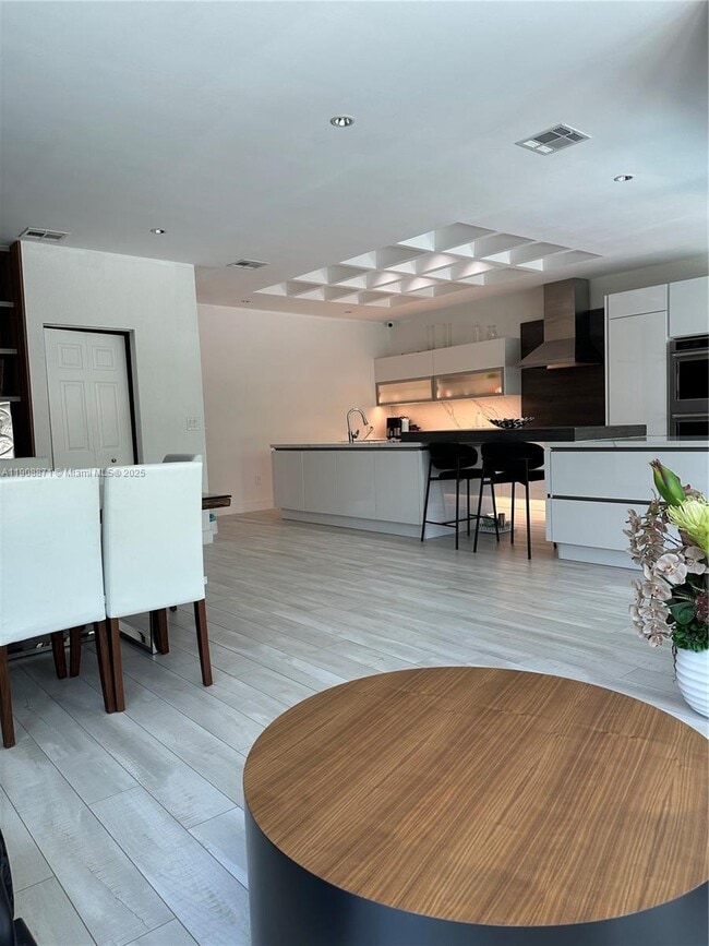 Photo - 7060 NW 107th Pl